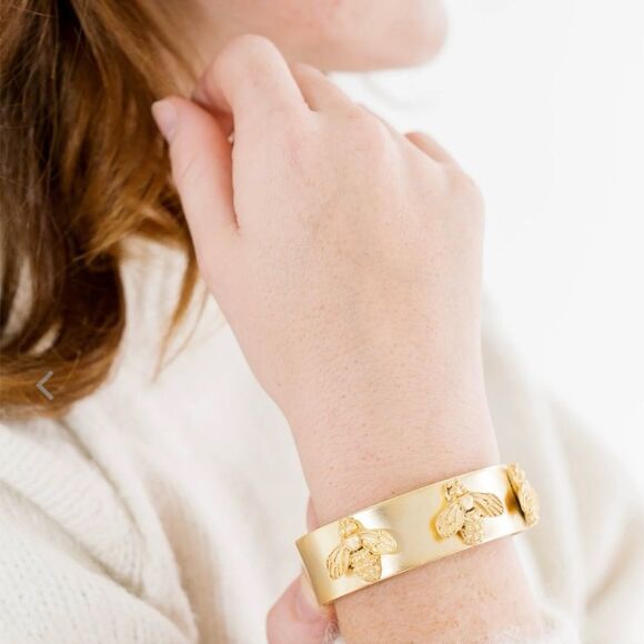 Gold Nature-Inspired Bee Cuff Bracelet - Picture 3 of 5